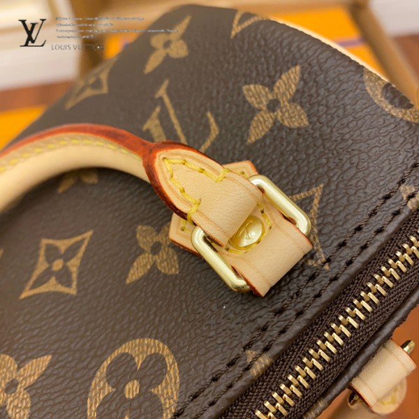 gucciaaa-38684-gallery-75578-df5e3fc5767c955d M61252 正品級NANO mini枕頭包