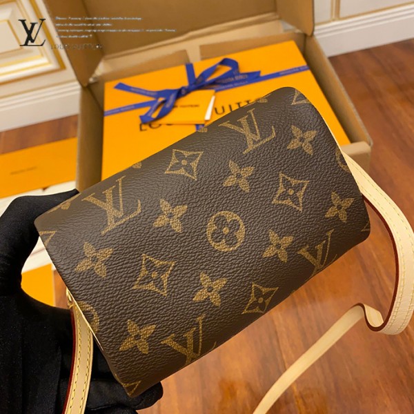 gucciaaa-38684-gallery-75579-7963b04d6ec1ee8f M61252 正品級NANO mini枕頭包