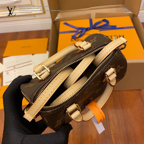 gucciaaa-38684-gallery-75583-32a812c06d56de4c M61252 正品級NANO mini枕頭包